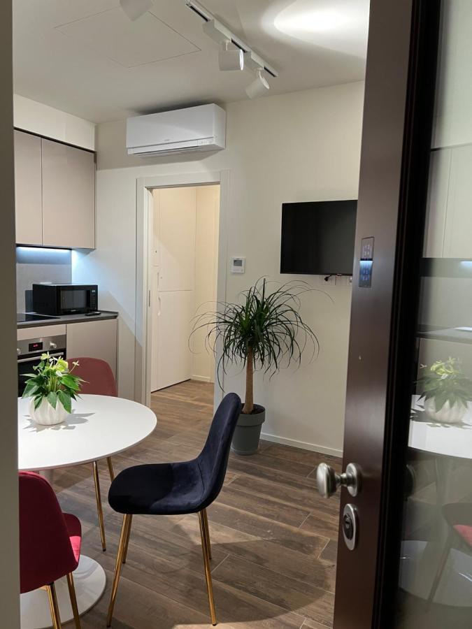 Dr54 Apartments Ро Екстериор снимка